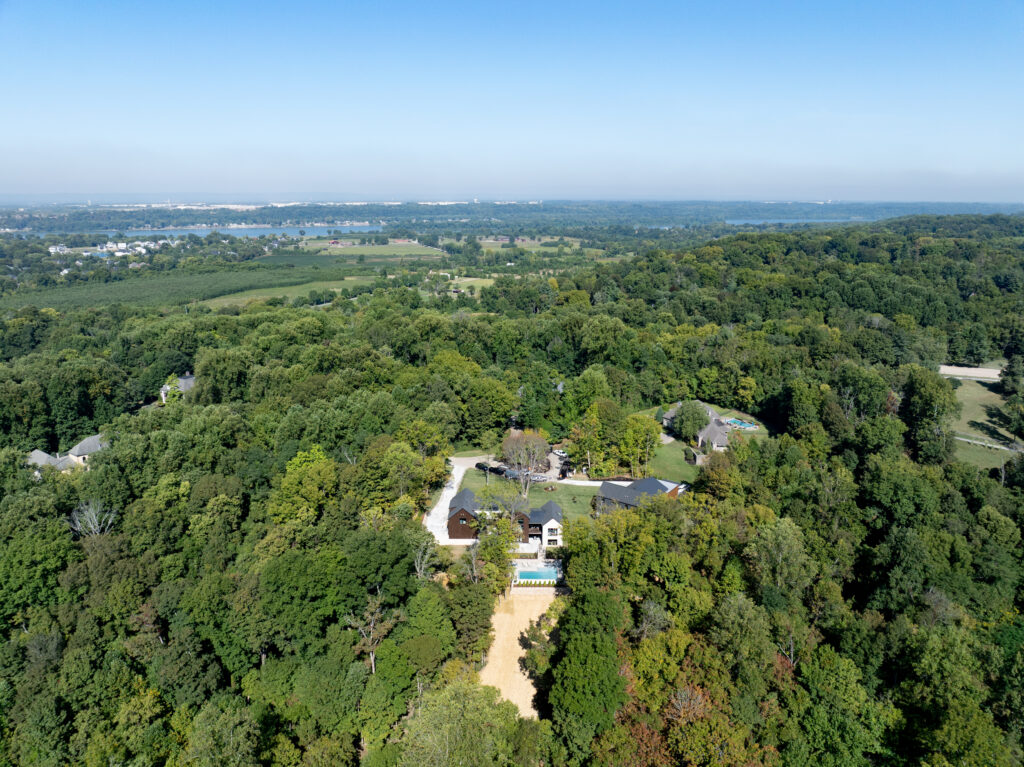Build in the river glades in Louisville